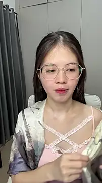 Qianqian-888 online show from December 3, 1:13 am