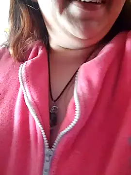 Snapshot of melisa_hot420 chatting on December 14, 3:17 pm melisa hot420 online show from December 14, 3:17 pm