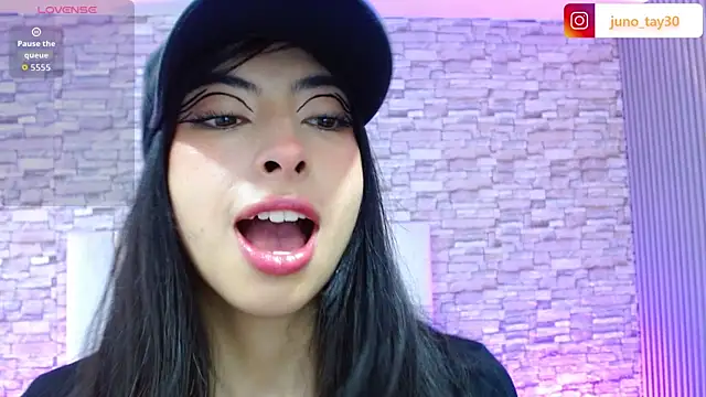 juno tay online show from September 28, 11:48 am