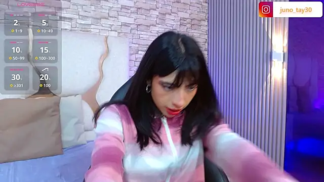 juno tay online show from October 16, 11:44 am