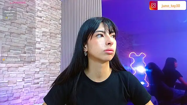 juno tay online show from October 27, 11:47 am