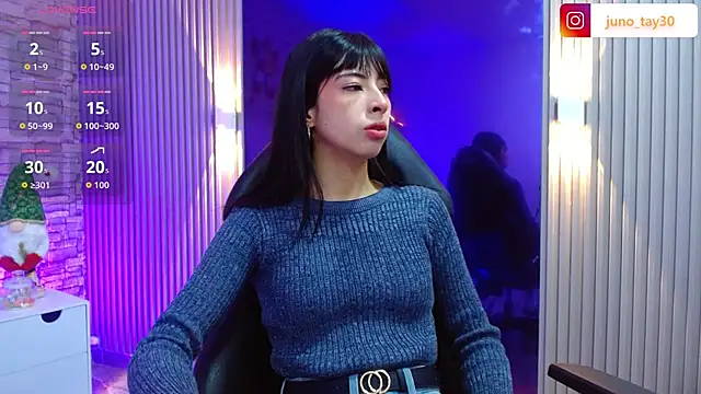 juno tay online show from December 2, 11:48 am