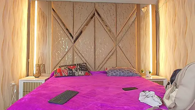 Hotcouple 222 online show from April 20, 1:25 pm