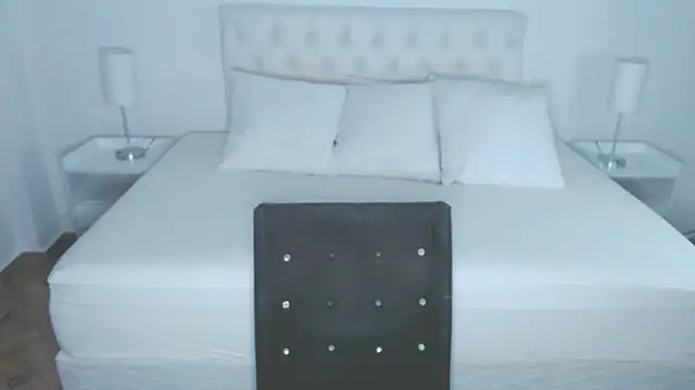 mr hunterx online show from April 25, 2:03 am