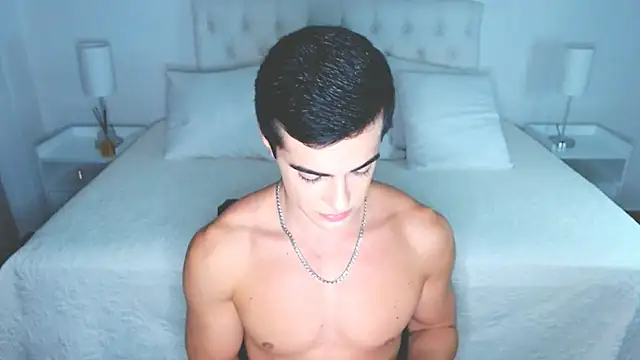 Snapshot of mr_hunterx chatting on June 22, 3:25 am mr hunterx online show from June 22, 3:25 am