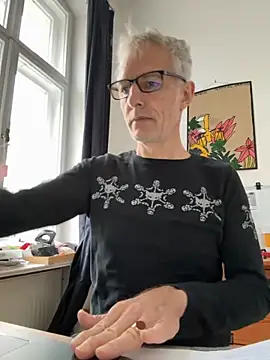 SexyLeon8 online show from November 10, 10:14 am