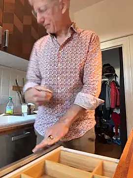 SexyLeon8 online show from November 21, 8:46 am