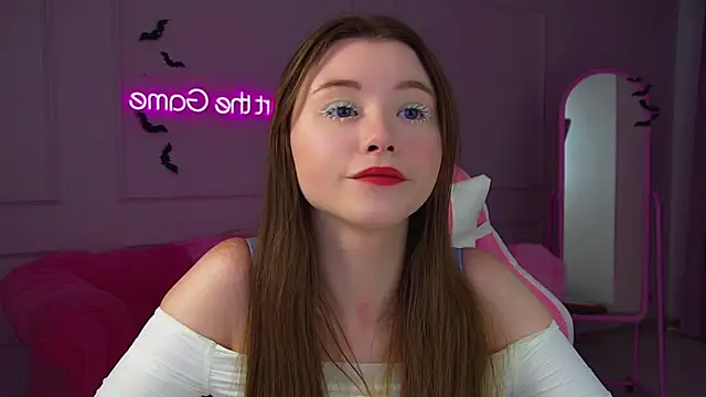 KeiraAsti online show from October 17, 6:21 pm