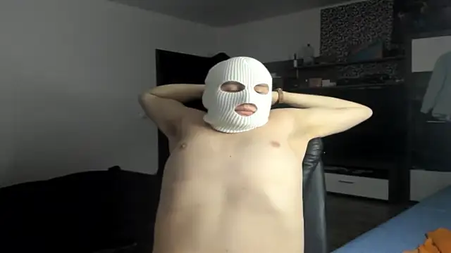 romiosabrino online show from November 25, 3:23 pm