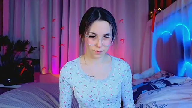 -CindyLou online show from January 7, 5:32 am