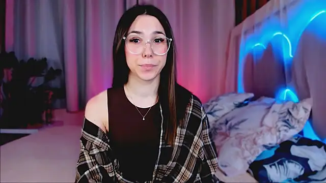 -CindyLou online show from February 5, 5:23 am