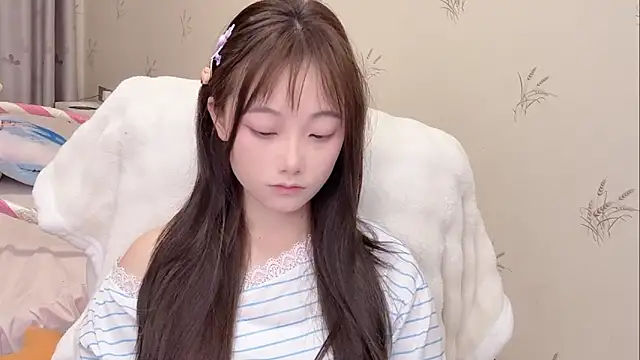 puppy-999 online show from April 1, 1:12 pm