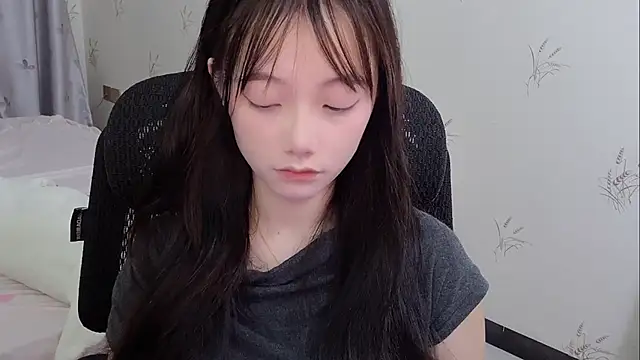 Snapshot of puppy-999 chatting on June 14, 1:35 pm puppy-999 online show from June 14, 1:35 pm