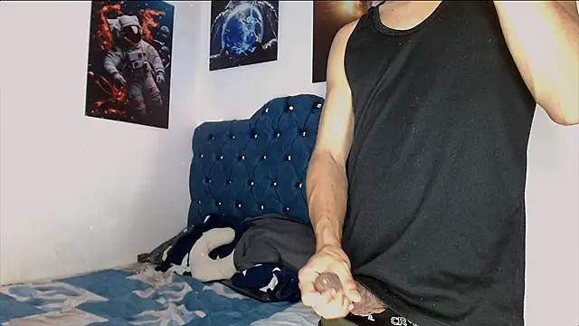 Arturocontreras11 online show from December 5, 4:54 am