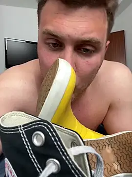 rubber oliver online show from April 23, 2:19 pm