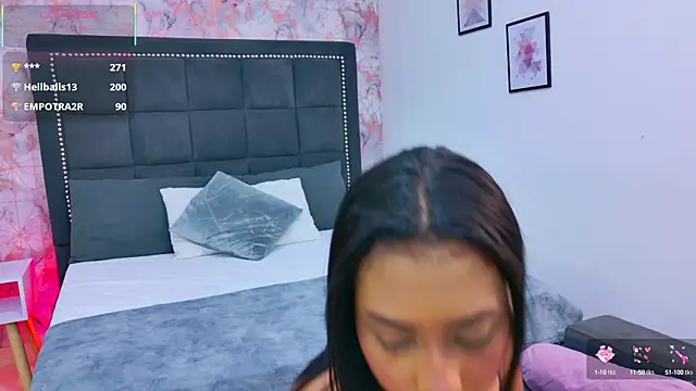 Becca Grims online show from September 24, 3:32 am