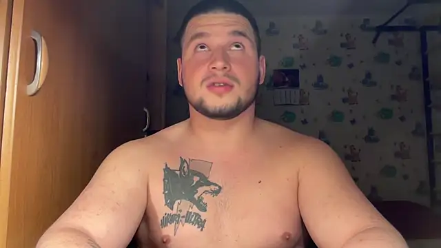 chiraq1945 online show from April 7, 7:36 pm