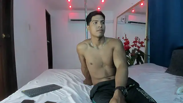 Snapshot of Akira_Hime chatting on November 15, 2:20 am Akira Hime online show from November 15, 2:20 am