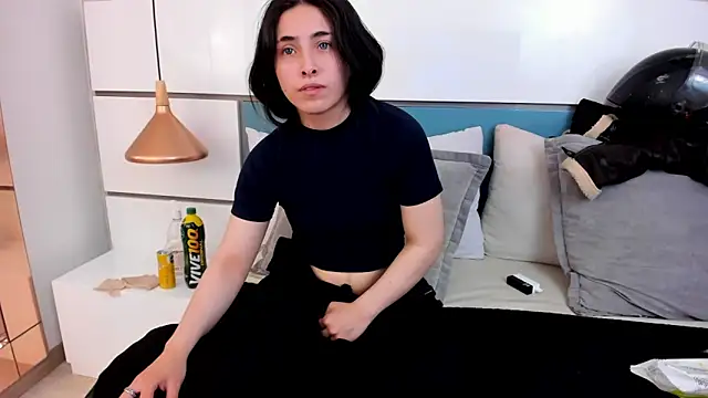 Ashkoreh online show from April 21, 4:34 pm