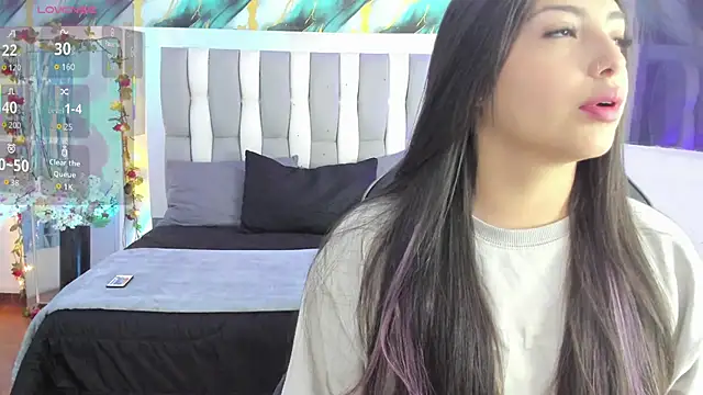 Adaara Rey online show from November 24, 8:30 pm