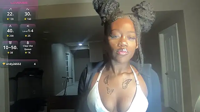 Snapshot of maskedgirl5005 chatting on September 16, 5:03 pm maskedgirl5005 online show from September 16, 5:03 pm