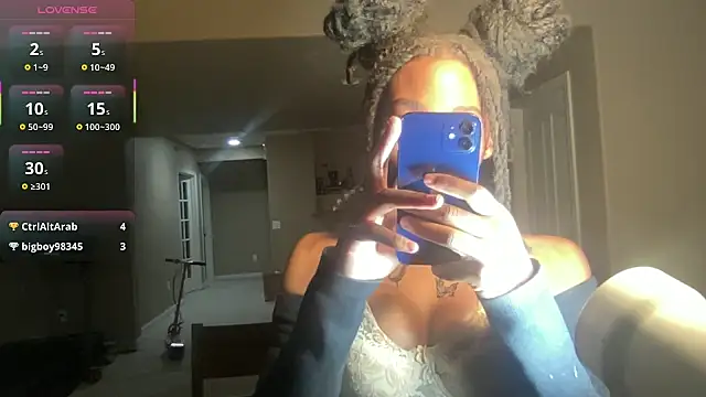 Snapshot of maskedgirl5005 chatting on September 20, 6:53 pm maskedgirl5005 online show from September 20, 6:53 pm