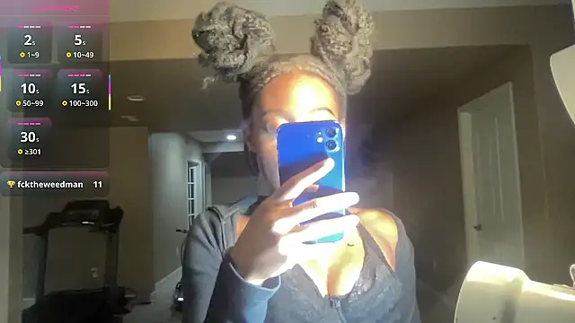 Snapshot of maskedgirl5005 chatting on September 24, 7:28 pm maskedgirl5005 online show from September 24, 7:28 pm