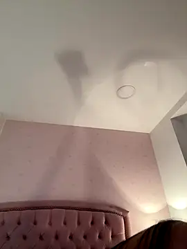 Bella  Wood online show from November 29, 8:12 pm