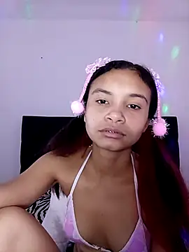 liz7skinny online show from April 21, 9:17 pm