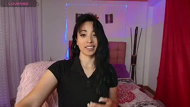 Snapshot of hannagomez_24 chatting on November 22, 4:11 am hannagomez 24 online show from November 22, 4:11 am