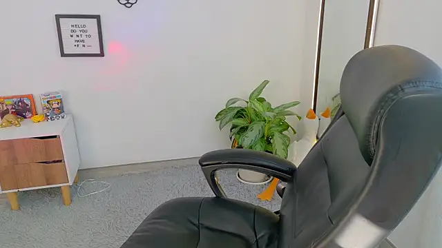 Elian savoy online show from December 17, 12:33 pm