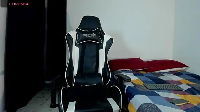 bryan mugn online show from November 30, 4:16 am