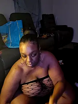 Thickkemzz41 online show from April 22, 8:06 am