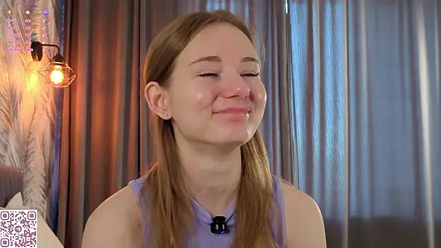 ElvinaRose online show from March 31, 4:24 am