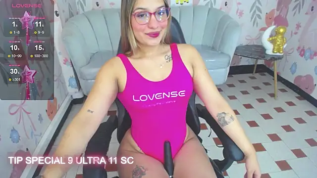 Paris09 v  online show from October 3, 3:03 am