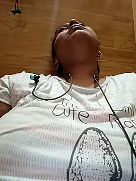 Snapshot of Cute_Amiya chatting on September 15, 8:25 am Cute Amiya online show from September 15, 8:25 am