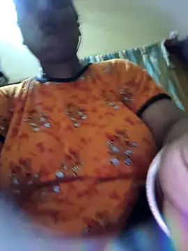 Snapshot of Cute_Amiya chatting on October 24, 8:27 pm Cute Amiya online show from October 24, 8:27 pm