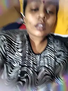 Snapshot of Cute_Amiya chatting on October 25, 1:18 pm Cute Amiya online show from October 25, 1:18 pm