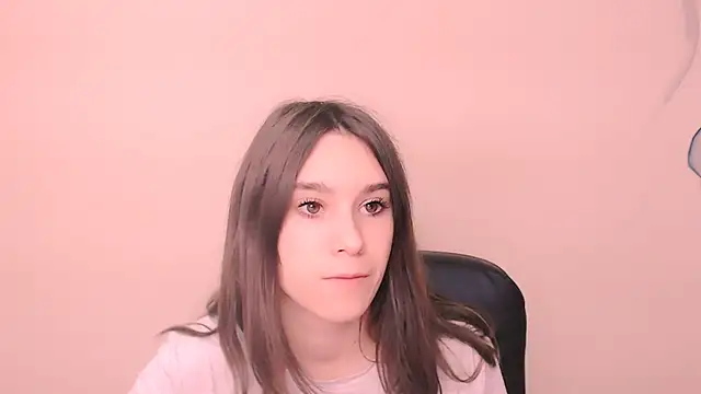 RosaRay  online show from November 11, 7:52 am