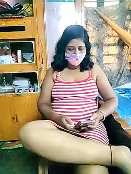 Snapshot of Rupali201 chatting on September 18, 2:35 am Rupali201 online show from September 18, 2:35 am