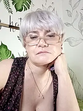 Snapshot of Catty_Lady chatting on November 8, 8:51 pm Catty Lady online show from November 8, 8:51 pm