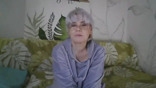 Catty Lady online show from January 14, 7:30 pm