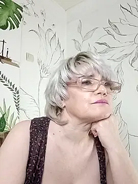 Catty Lady online show from April 11, 7:29 pm