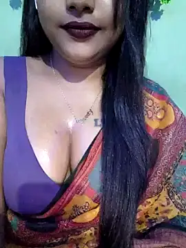 Snapshot of JIYA-04 chatting on October 26, 12:00 pm JIYA-04 online show from October 26, 12:00 pm