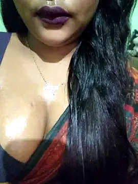 Snapshot of JIYA-04 chatting on May 30, 5:21 pm JIYA-04 online show from May 30, 5:21 pm