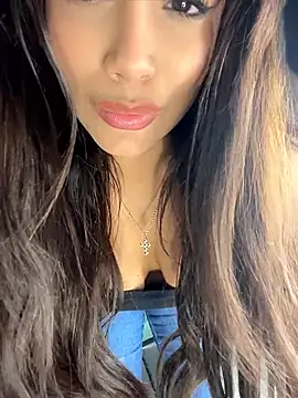 OneInAMillionXXX online show from April 10, 9:30 pm