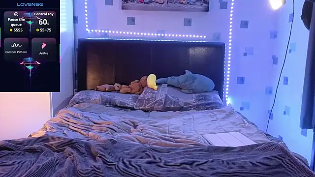 luciferdaroyale online show from October 29, 10:33 pm