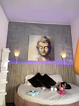 Snapshot of Saracooper__ chatting on September 24, 3:43 am Saracooper online show from September 24, 3:43 am