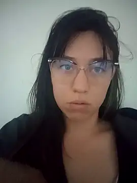 lareinalareinadelanal online show from October 11, 11:42 am