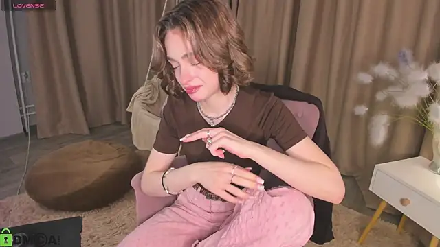 Naomi   Rias online show from November 7, 12:43 am